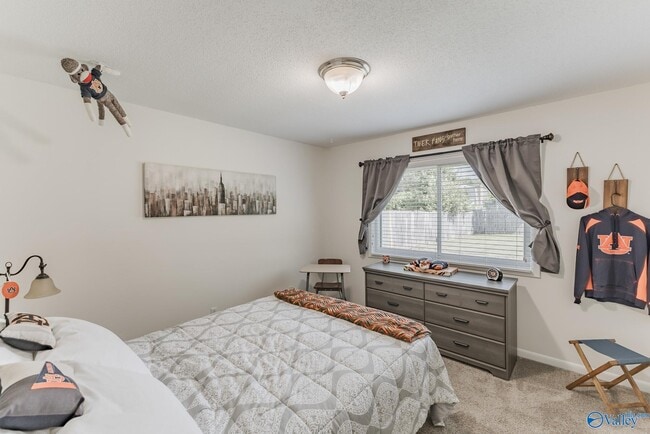 Building Photo - 1907 Waxleaf Green SE