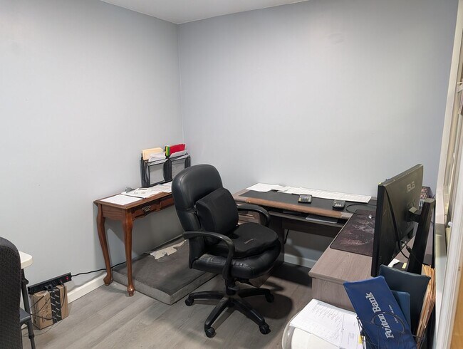 Building Photo - 1500 Wilson Ave