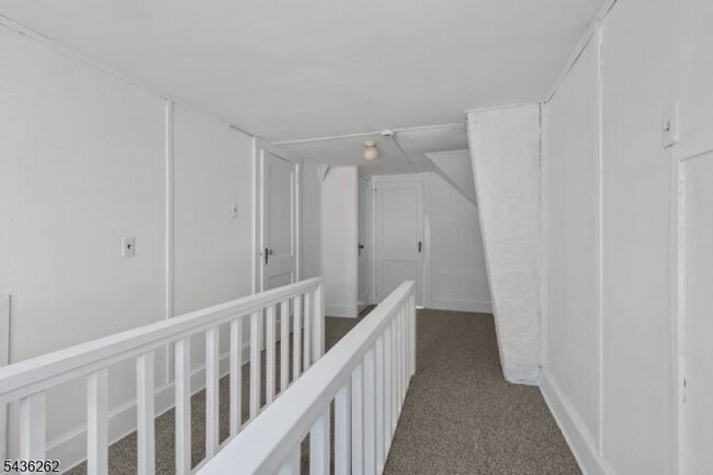 Building Photo - 5514 Berkshire Valley Rd