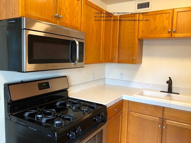 Building Photo - Ocean Forest Condo. Basic utilities included