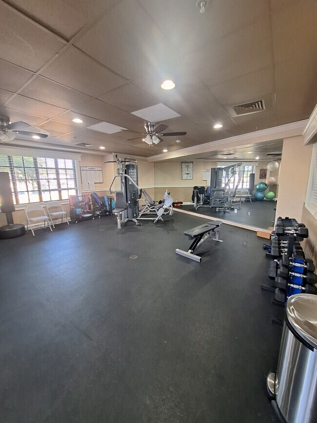 Building Photo - 29201 S Jones Loop Rd