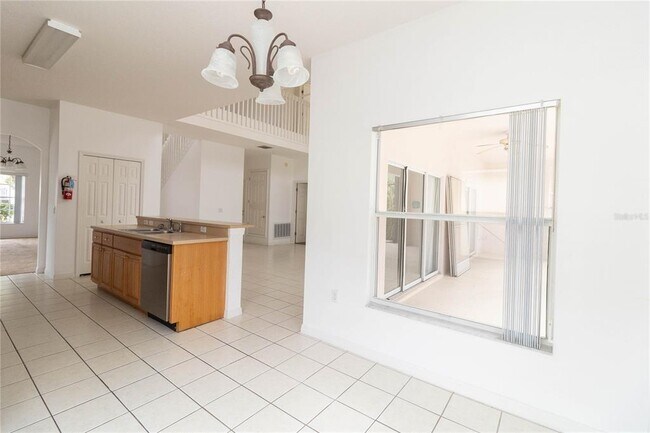 Building Photo - 4664 Cumbrian Lakes Dr