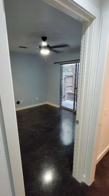 Building Photo - 2920 Cline St