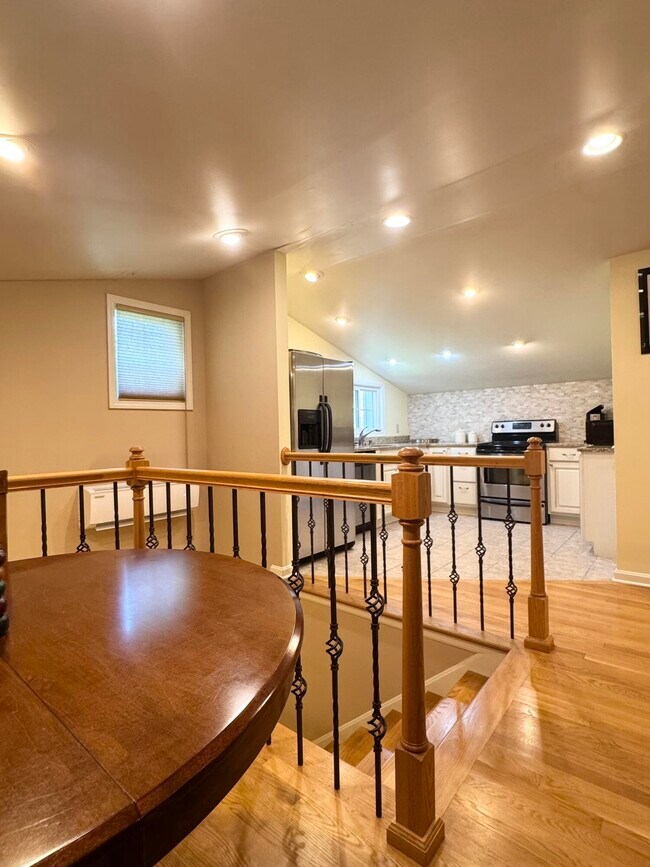 Building Photo - 1065 Mackey Pike