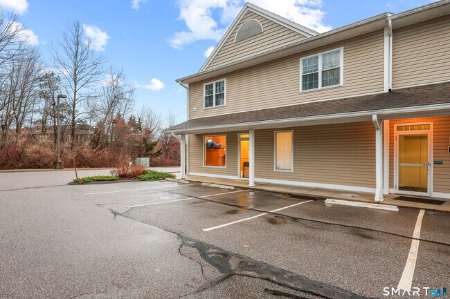 Building Photo - 24 Hartford Rd