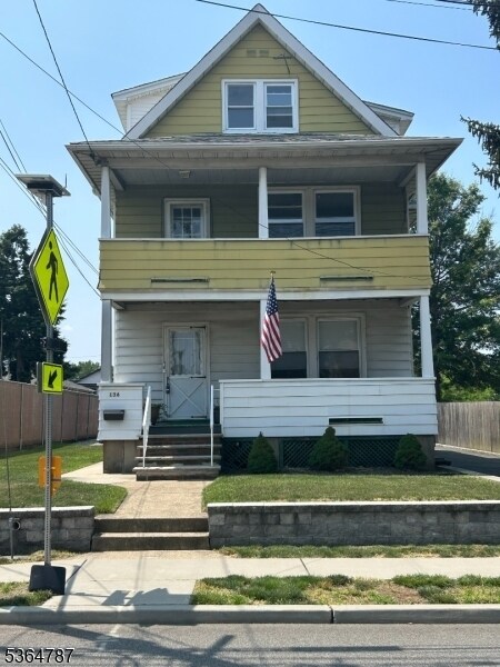 Building Photo - 136 Carlton Ave