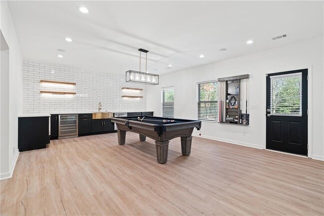 Building Photo - 123 Marlow Dr