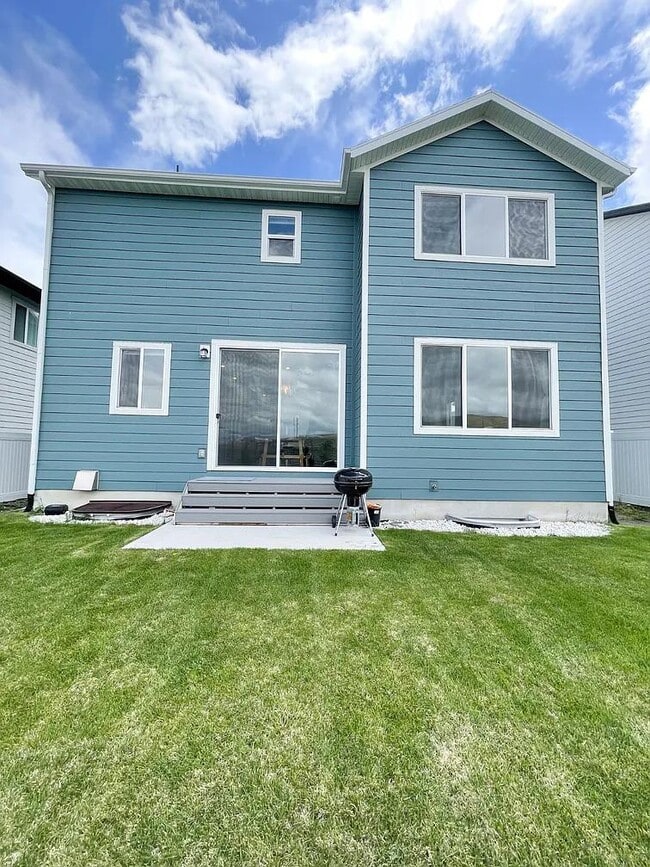 Building Photo - 364 W Snowberry Dr