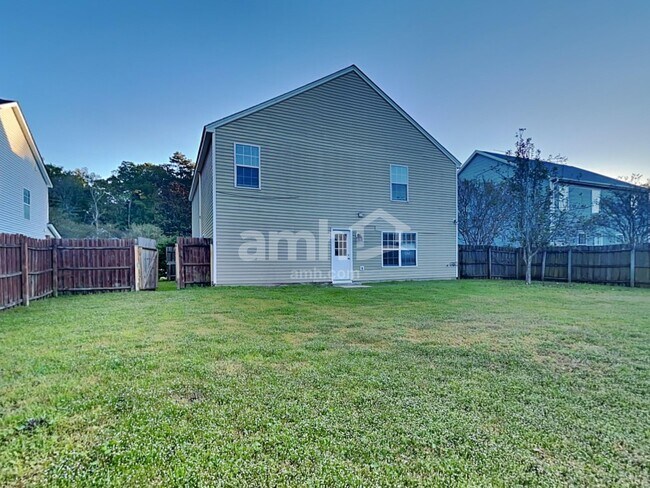 Building Photo - 223 Eagle Ridge Rd