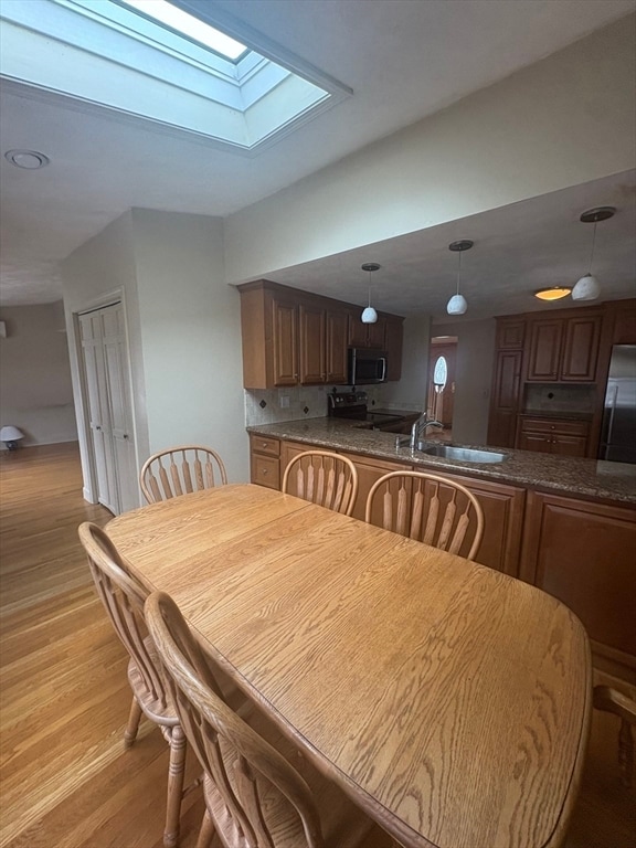 Building Photo - 28 Myrtle St