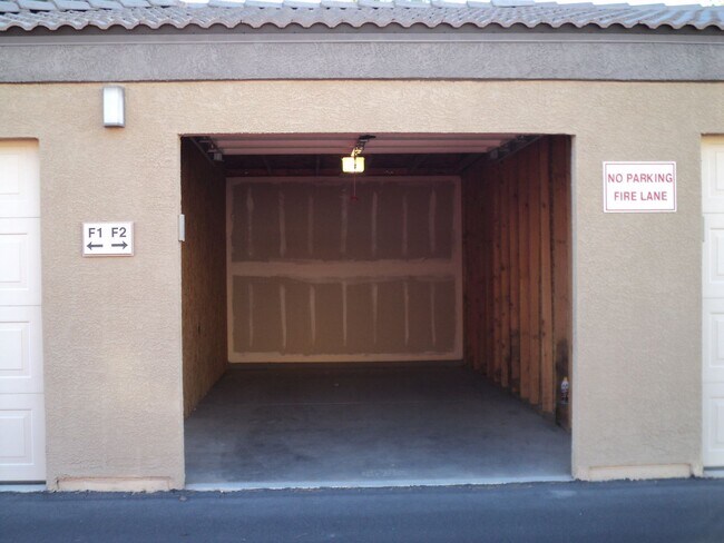 Building Photo - Jeffreys St