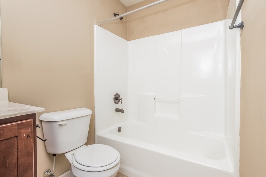 Building Photo - 2729 Miner Cove