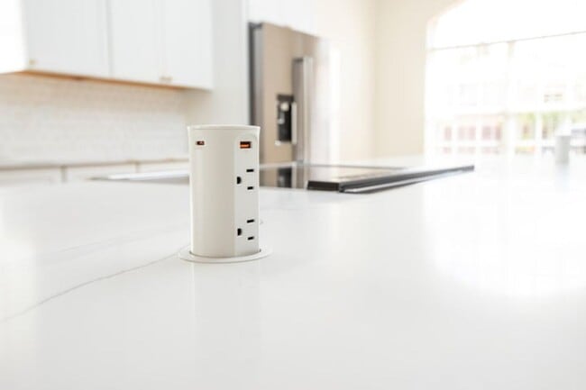 Building Photo - 10881 La Salinas Cir