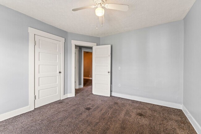 Building Photo - Charming 2 beds 2 Bath in Dayton!