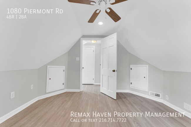 Building Photo - 1080 Piermont Rd