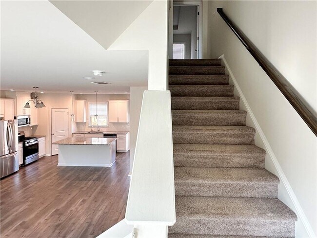 Building Photo - 3658 Hidden Valley Cir