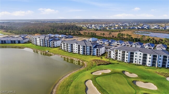 Building Photo - 15375 Grn Acrs Ave