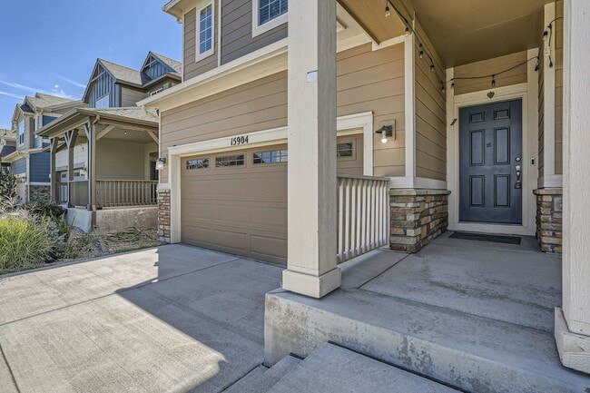 Building Photo - 15904 E Otero Cir