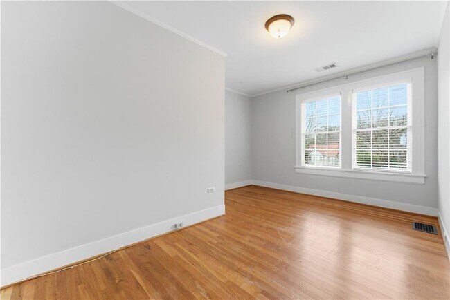 Building Photo - 685 E Morningside Dr NE