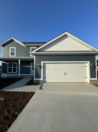 Building Photo - 3234 Cloverfield Ct