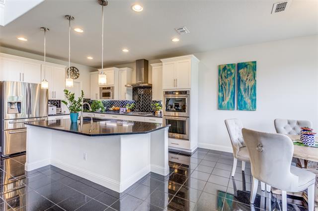Building Photo - 4004 Oyster Creek Ct