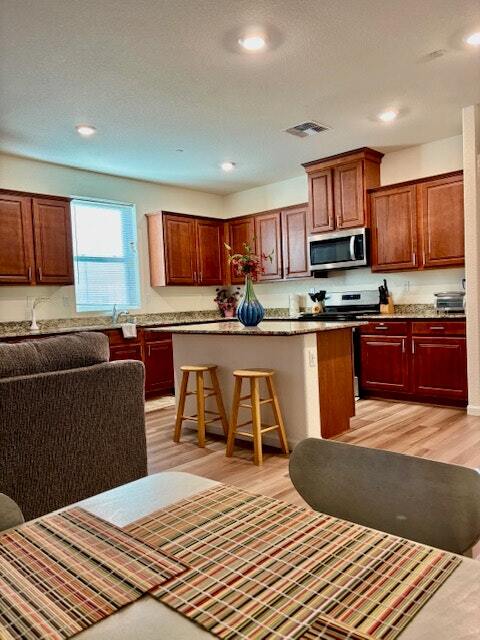 Building Photo - 10424 Skynyrd Way