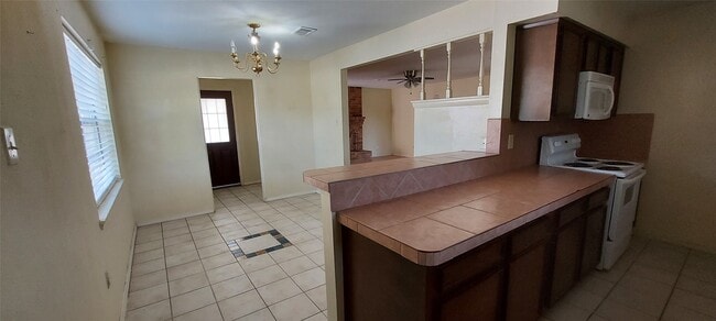 Building Photo - 6715 Grace Ln