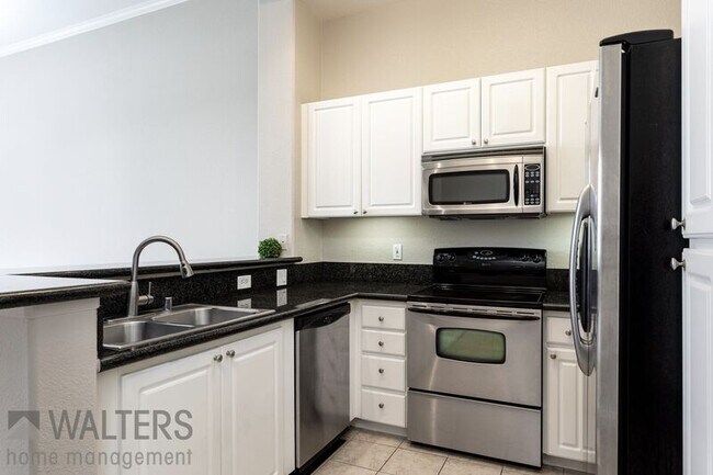 Building Photo - 4175 Executive Dr