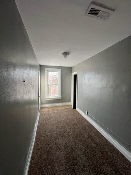 Building Photo - 1817 N 22nd St