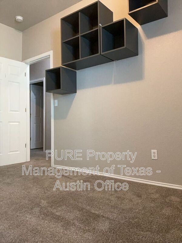 Building Photo - 302 Windridge Village Cove