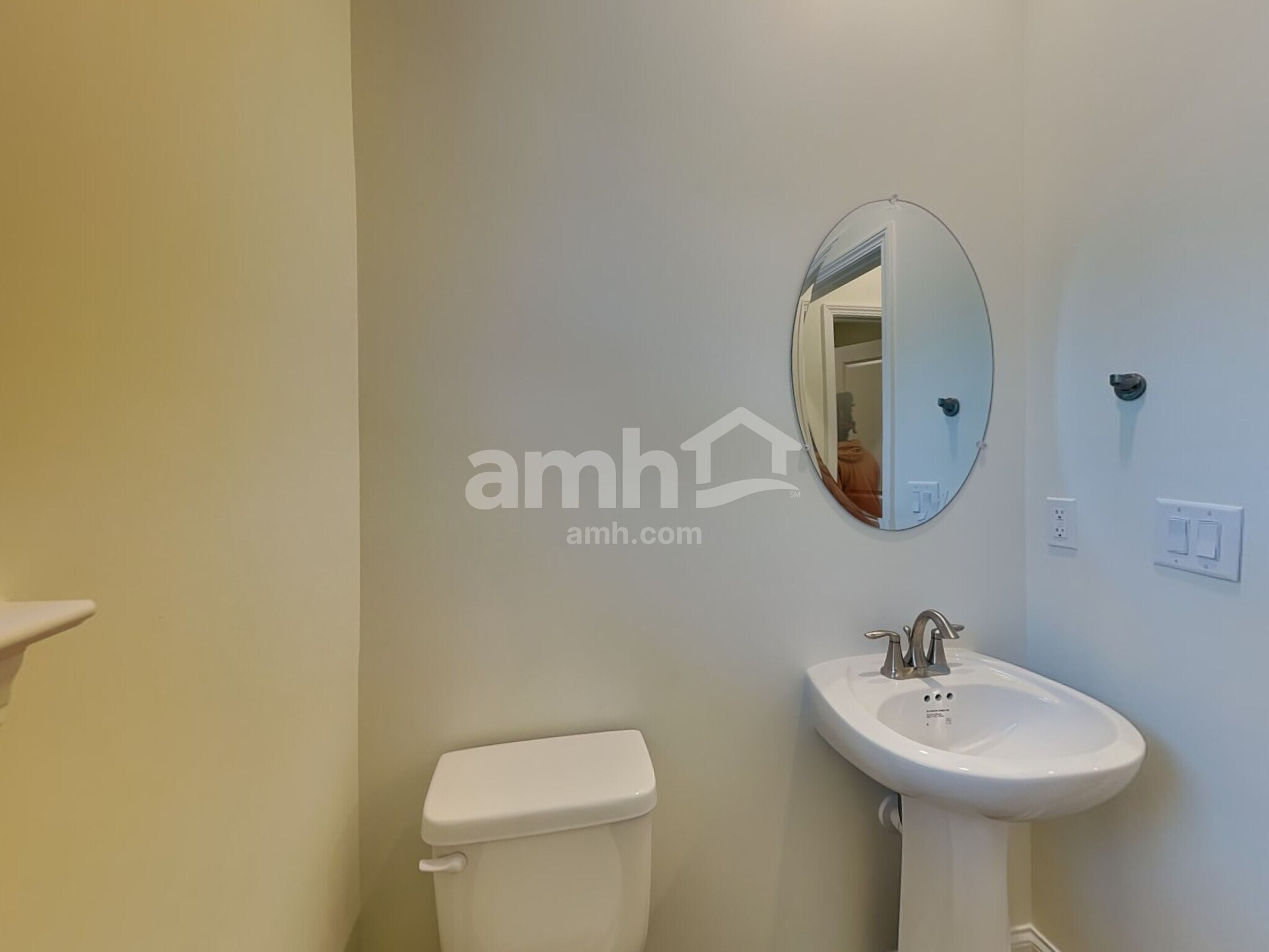 Building Photo - 830 Jubilation St