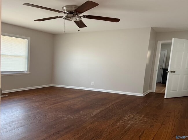 Building Photo - 4712 Cavett Dr NW