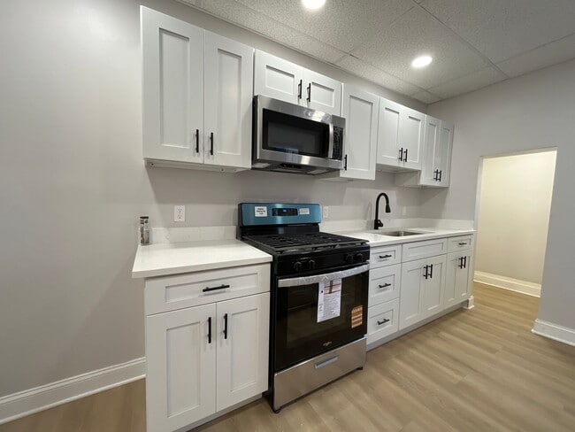 Building Photo - Completely renovated Allentown home offering the feel of brand-new construction