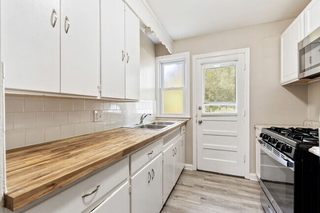 Building Photo - 1355 Ida Ave