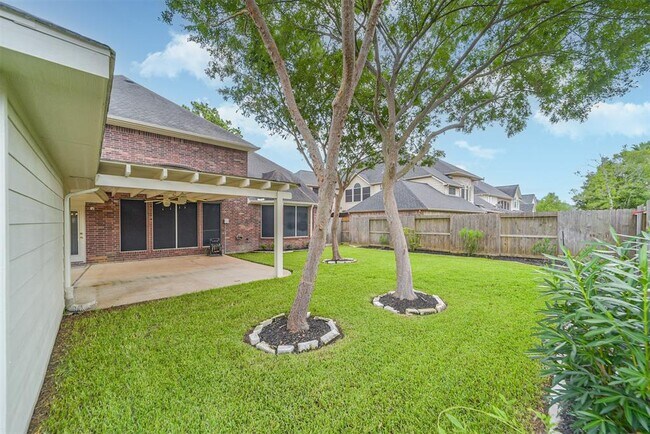 Building Photo - 14015 Falcon Heights Dr