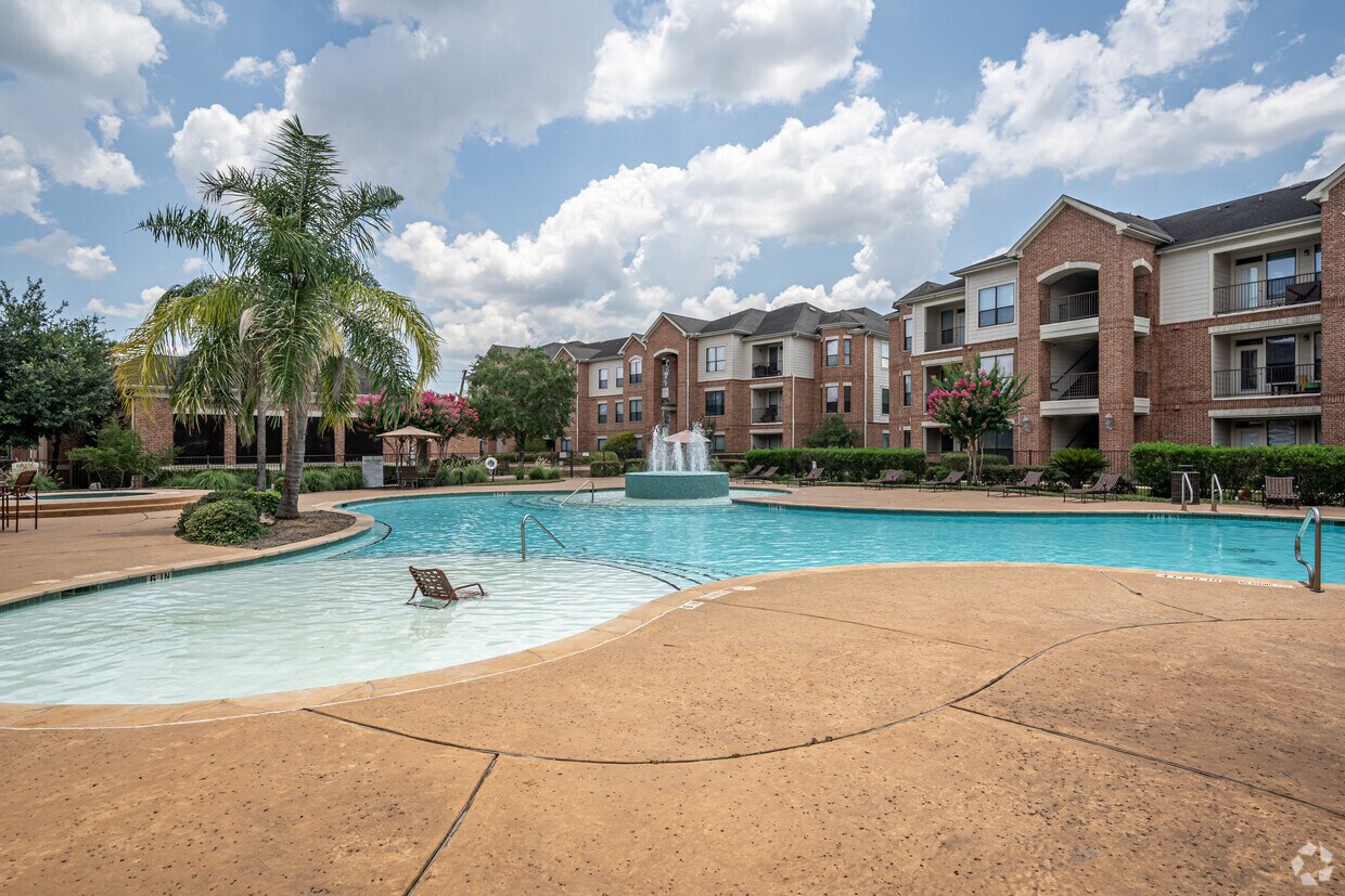 The Fountains At Almeda Houston Tx Apartment Finder