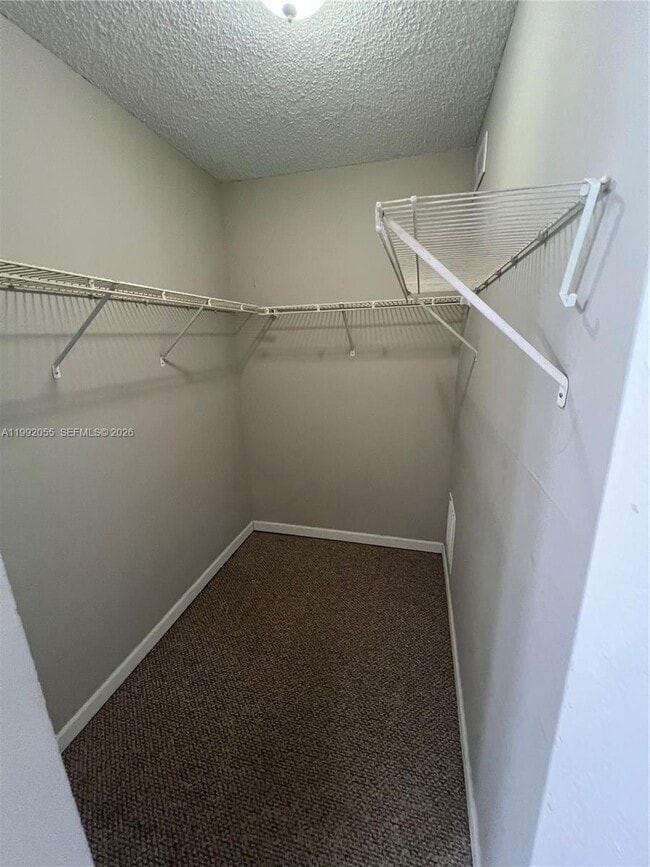 Building Photo - 251 Palm Cir W