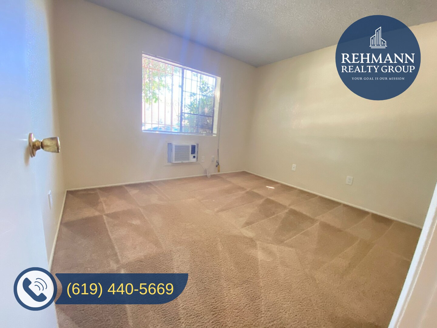 Building Photo - 4177 Iowa St