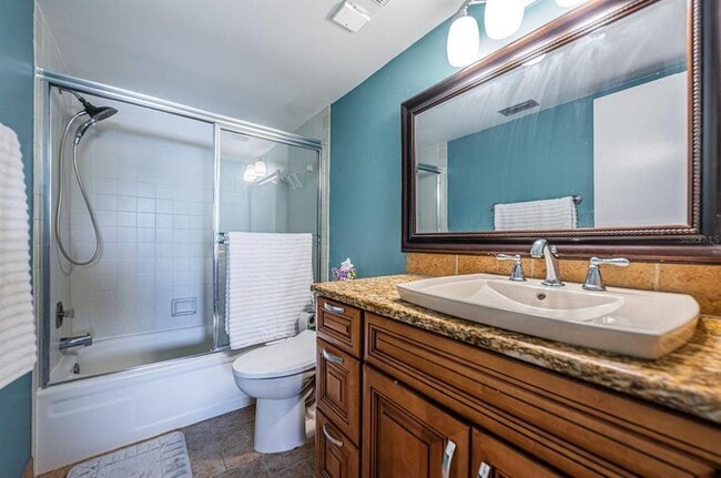 Building Photo - 6295 Bahia Del Mar Cir