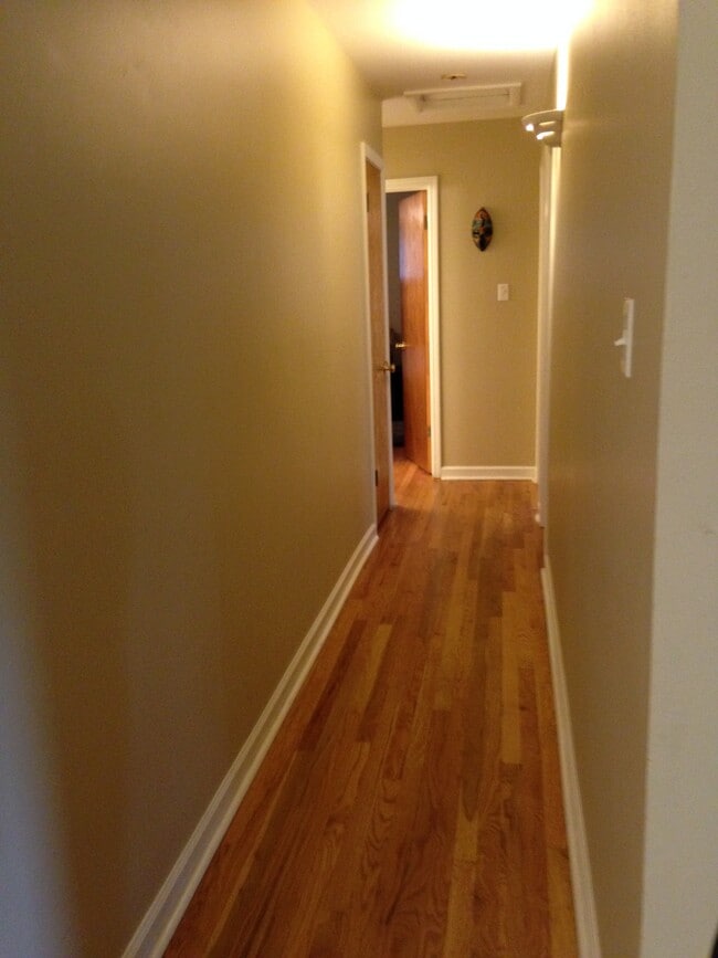 Building Photo - 3287 S Grape St