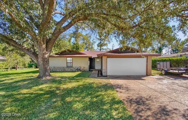 Primary Photo - 4312 Brook Forest Dr