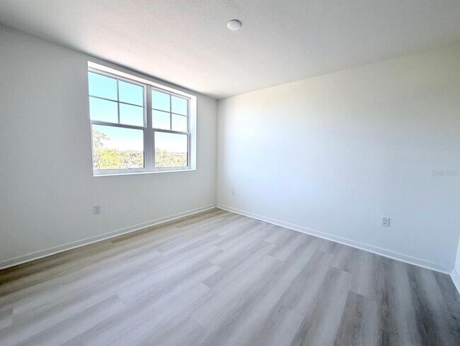 Building Photo - 5587 Millennia Park Dr