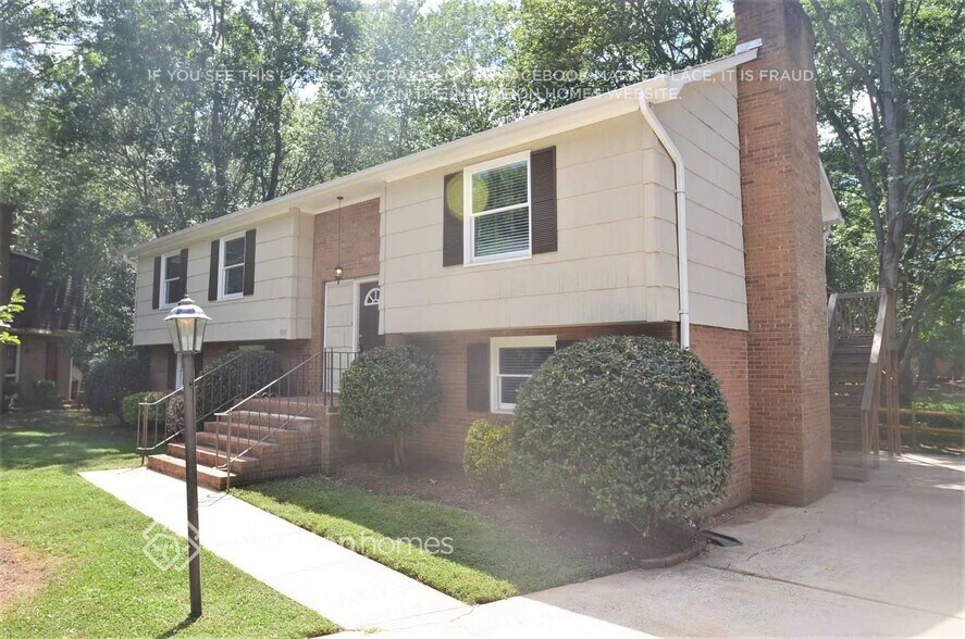 Primary Photo - 8100 Sidras Ct