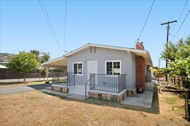 Building Photo - South 2nd- 4 Bed 2 Bath Remodeled Home in El Cajon!