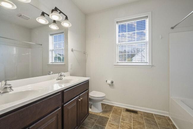 Building Photo - 307 Farmhouse Trail