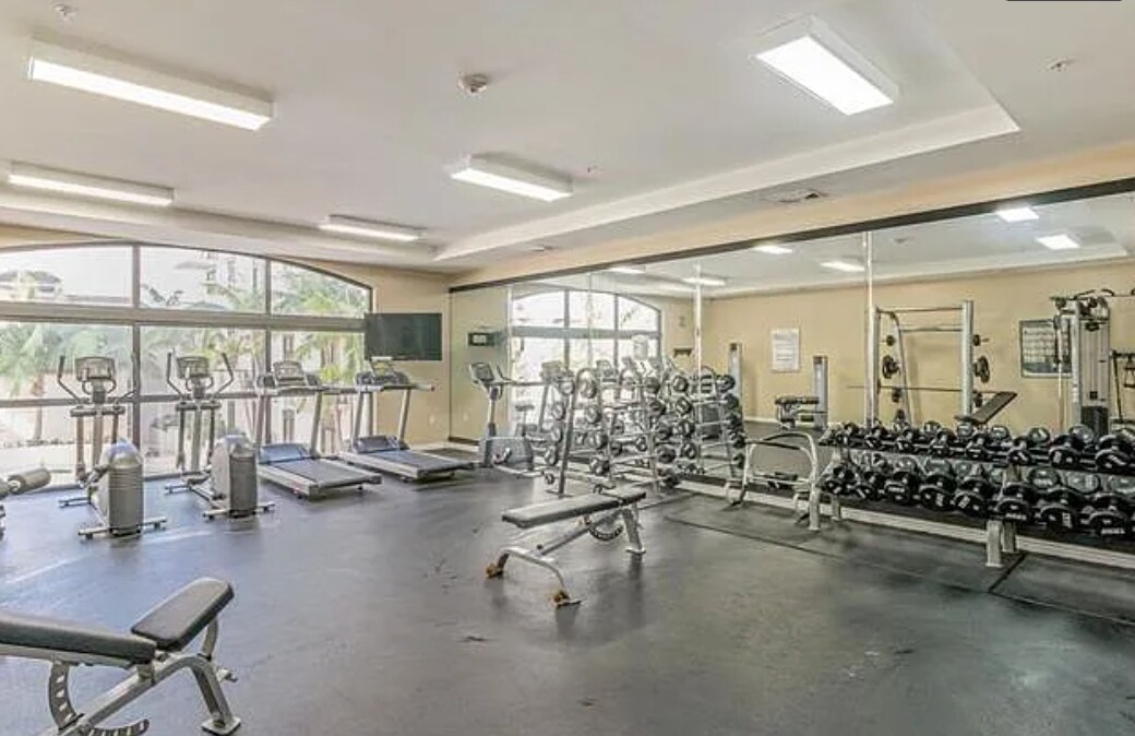 Building Photo - 1805 Ponce de Leon Blvd