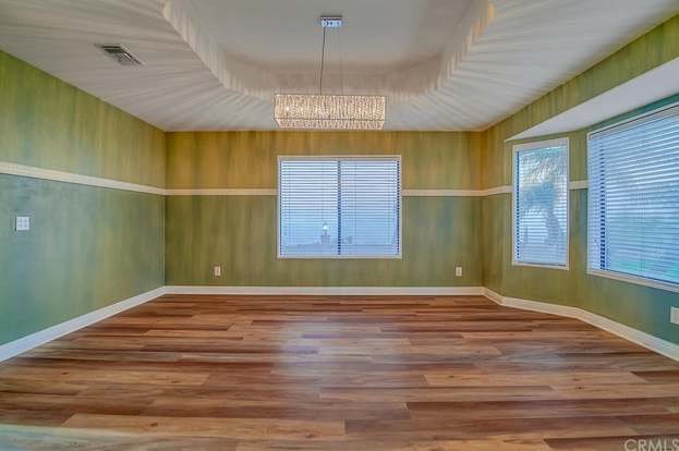 Building Photo - 7380 Live Oak Dr