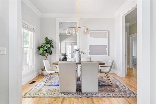 Building Photo - 428 S Howard St SE