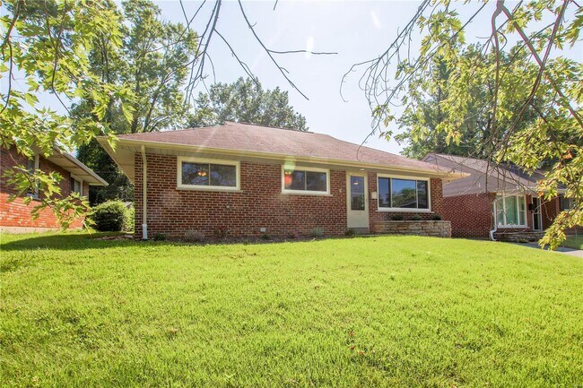 Building Photo - 1120 Collingwood Dr