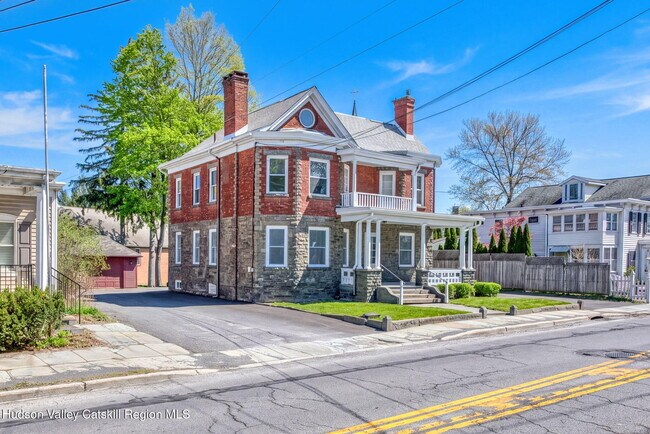 Building Photo - 21 Ulster Ave
